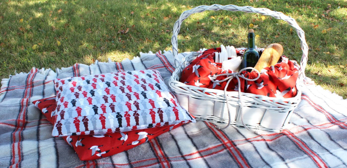 Closeup of picnic basket lined with Canadian Icon fabric